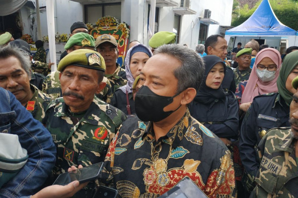 Yana Mulyana Pastikan Harga Bahan Pokok di Bandung Masih Aman