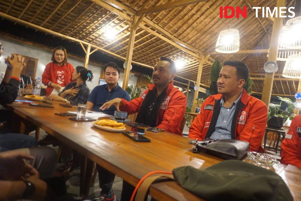 Ketum PSI Enggan Sikapi Beda Pandangan Jokowi dan Ganjar Pranowo