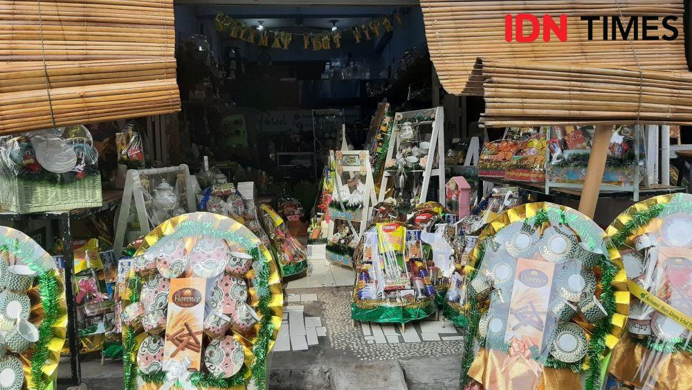 Jelang Lebaran, Penjual Parsel di Makassar Mulai Ramai Terima Orderan