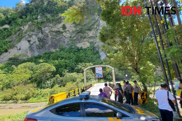 Jalur Ngarai Sianok Sumbar Ditutup Pasca Longsor Akibat Gemp