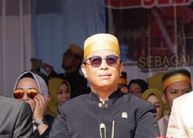 Rapsel Ali Dimakamkan secara Militer di TMP Panaikang Makassar