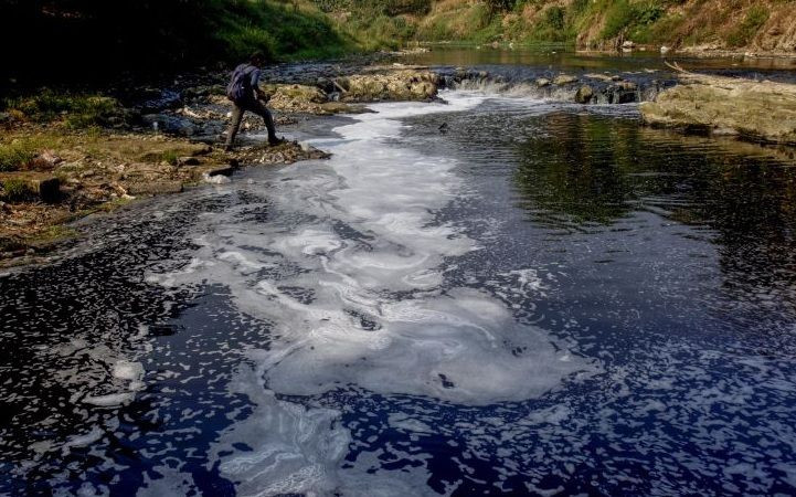 Bey Kesulitan Cari Pelaku Pencemaran Sungai Cileungsi Bogor