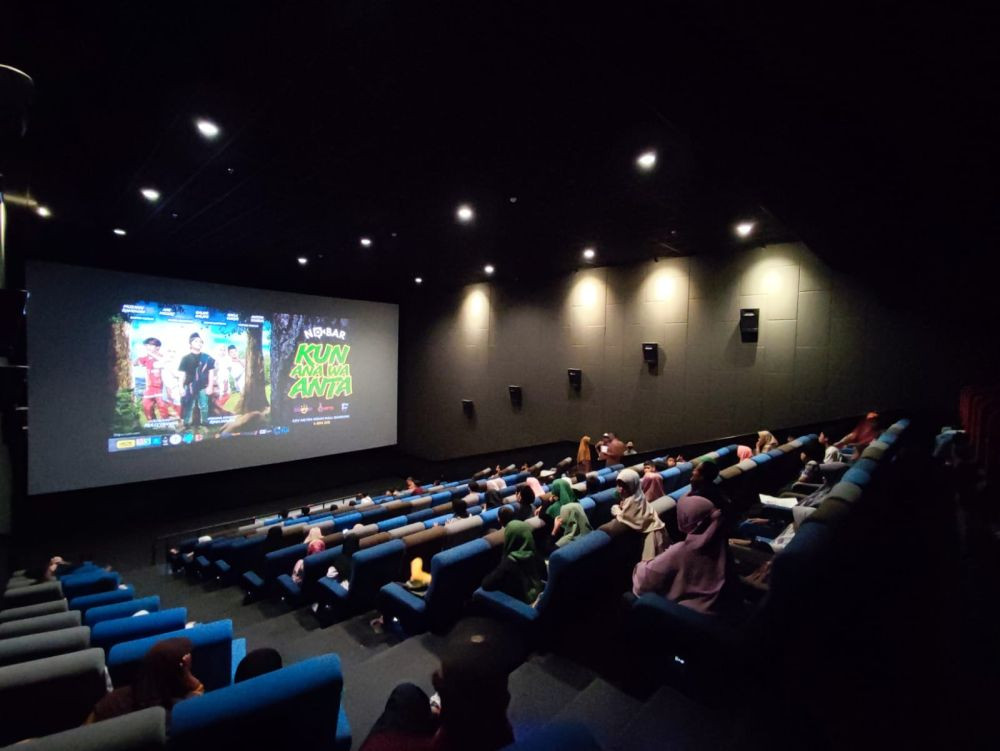 Pengurus Provinsi ODOJ Jabar Ajak 1.000 Anak Yatim Nonton Film Bioskop