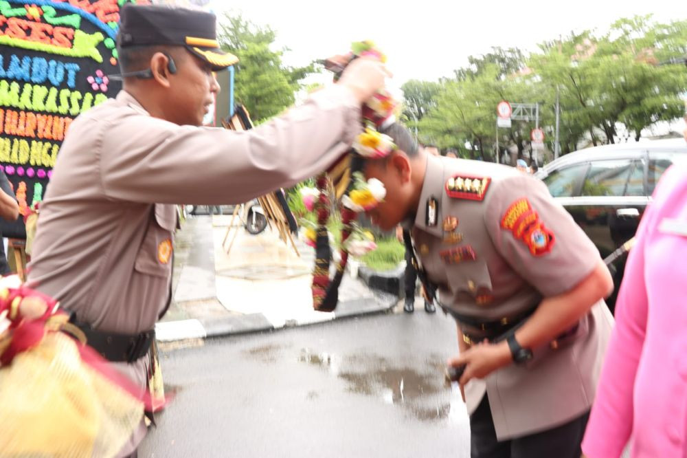 Kapolrestabes Makassar yang Baru Janji Tuntaskan Kasus Teror Busur