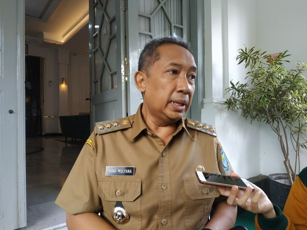 Ridwan Kamil Tunjuk Ema Sumarna Jadi Plh Wali Kota Bandung