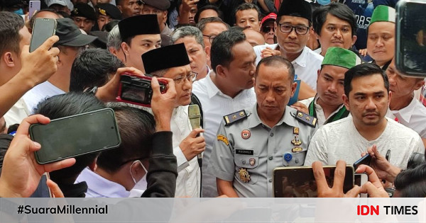 Mantan Koruptor Anas Urbaningrum Disambut Meriah Saat Bebas