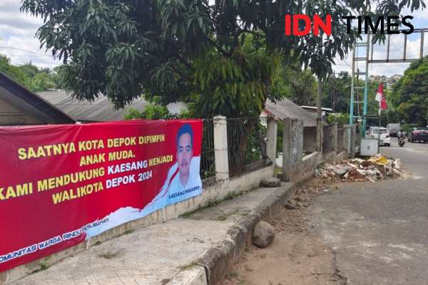 Spanduk Kaesang Mulai Warnai Sudut Jalan Kota Depok