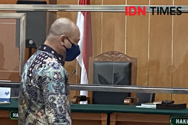 Hotman: Teddy Minahasa Bingung Usai Divonis Seumur Hidup