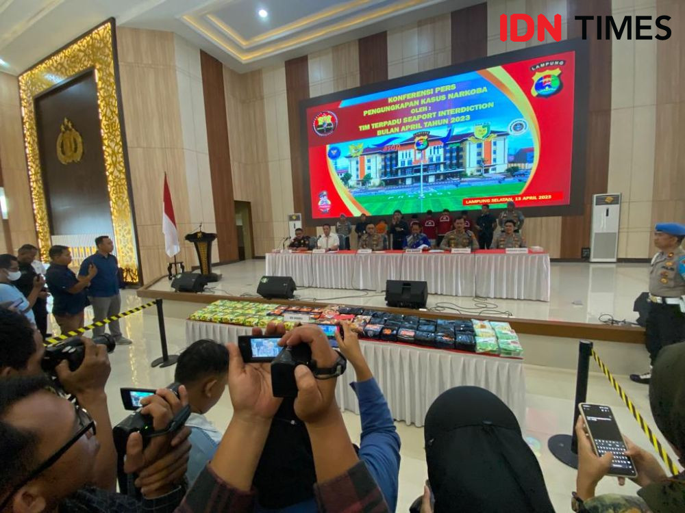 Polda Lampung Gagalkan Penyelundupan Sabu 64 Kg Senilai Rp96 Miliar