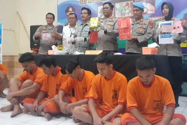 Kurir Narkoba Lintas Provinsi Ditangkap, Polisi Amankan 1 Kg Sabu