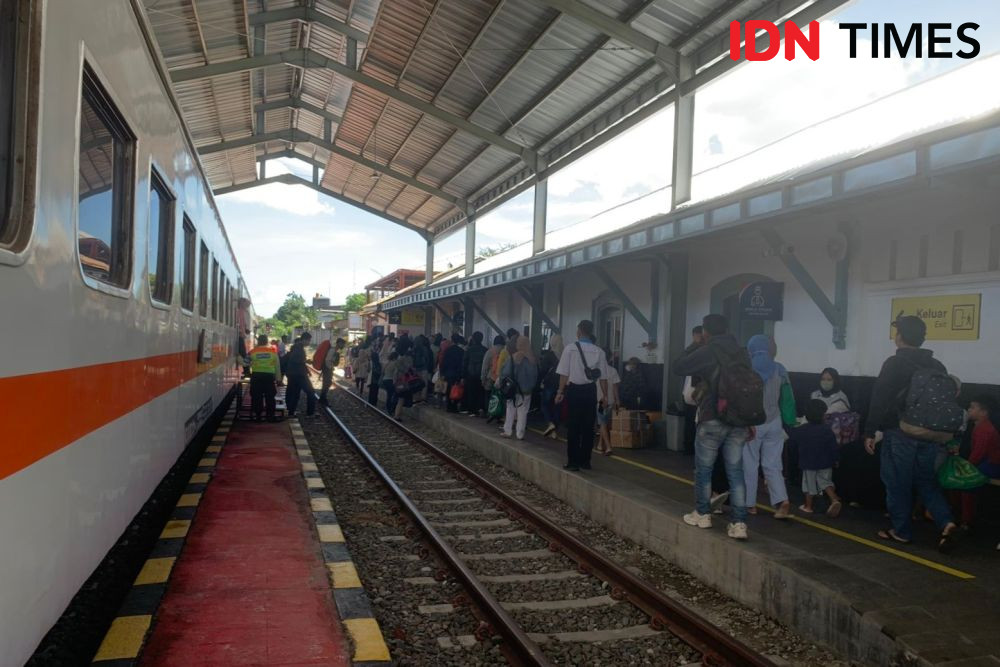 Stasiun Merak Ditutup, Integrasi Moda Transportasi Dinilai Gak Optimal