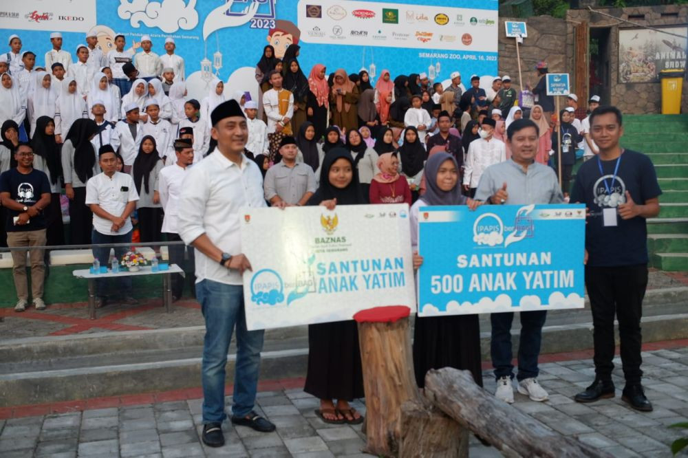 Keseruan Ipapis Ajak Ratusan Anak Panti Asuhan Plesiran di Bonbin Mangkang