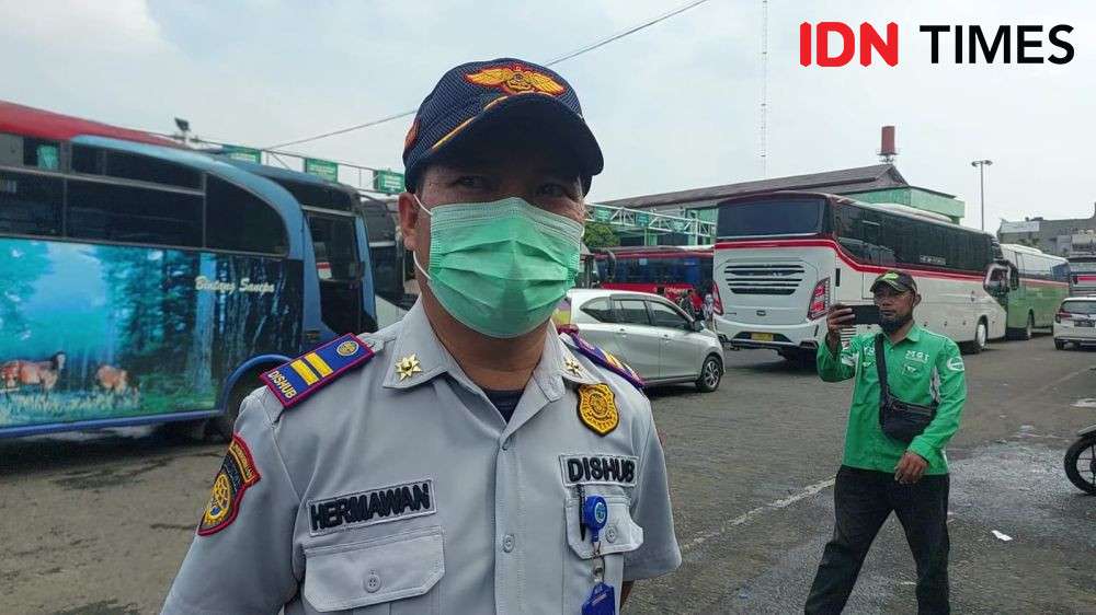 Pemudik Di Terminal Bekasi Meningkat