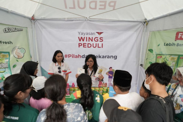 Yayasan WINGS Peduli Ajak Masyarakat Perangi Sampah Plastik