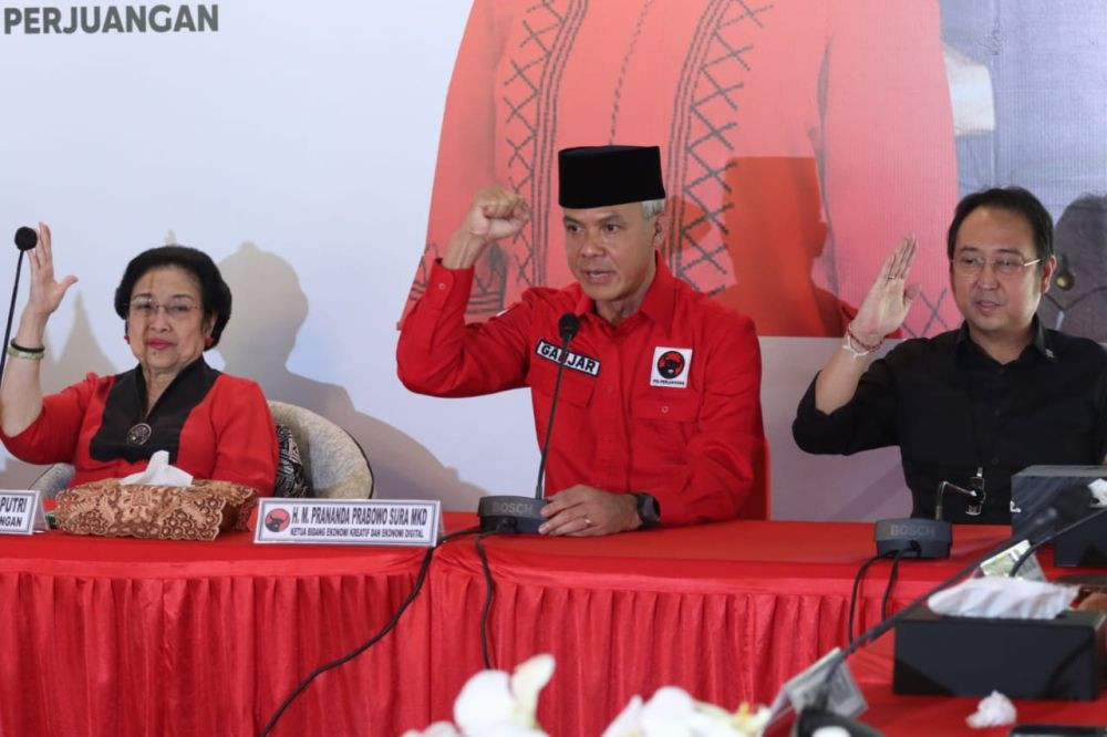 Dicapreskan PDIP, Ganjar Dapat 6.091 Ucapan Selamat Lewat WA, Juga dari Haters