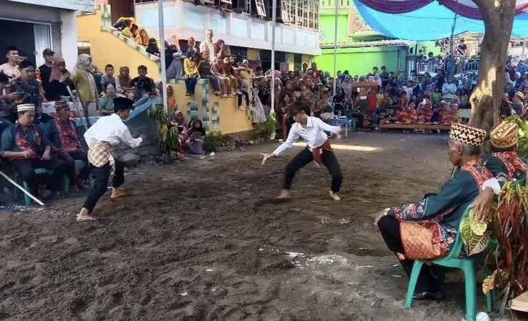 Ngawol Mincak dan Ngejalang Balak, Tradisi Adat Lampung Pasca Lebaran