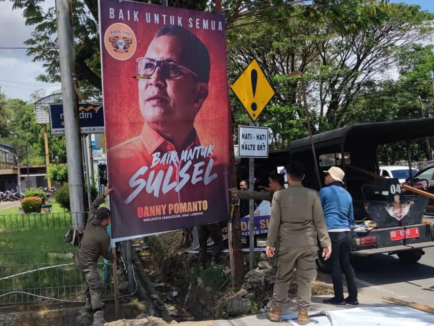 Reklame Liar di Makassar Ditertibkan usai Lebaran, Ada Gambar Danny