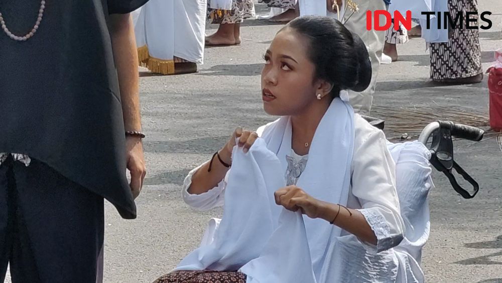 Potret Peringatan Hari Tari di Solo, Ada Sandiaga dan Gibran Ikut Nari