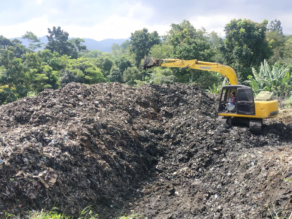 Volume Sampah Plastik Tinggi, Sekda Bandung: Gali Kuburan Sendiri