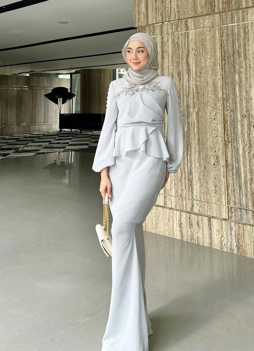 10 OOTD Kondangan Hijab Nurin Afiqah, Model Simpel