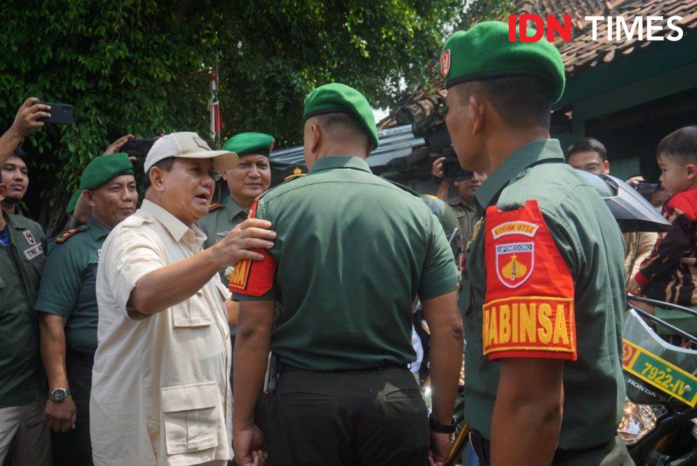 Prabowo Diteriaki 'Presiden' saat Sambangi Koramil Gondomanan