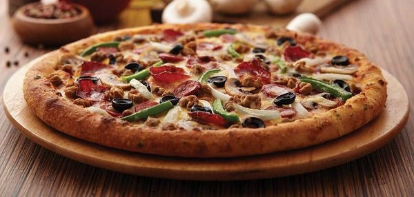 Classic Hand-Tossed Crust