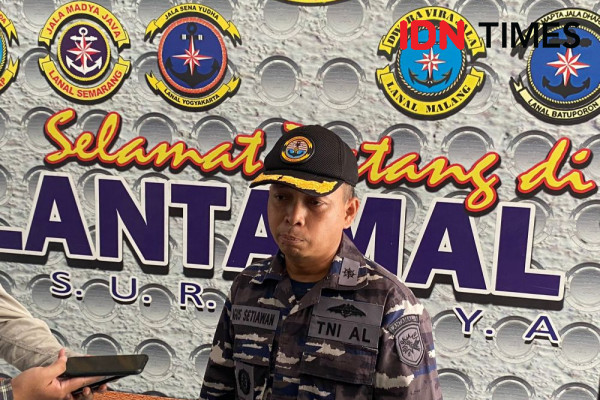 Bus TNI AL Terobos Perlintasan KA di Malang, 2 Sopir Diperiksa POMAL
