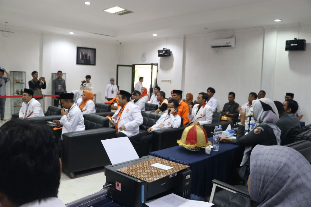 KPU Makassar Verifikasi Berkas Pendaftaran Bacaleg Pemilu 2024