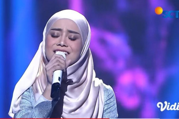 Lesti Kejora Comeback, Hipnotis Penonton dengan Penampilan Mengharukan