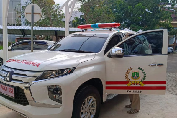 Ambulans DPRD Banten Pakai Pajero Sport, Jadi Sorotan Publik
