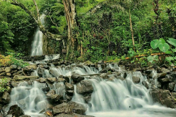19 Tempat Wisata di Nganjuk Populer 2023, Alamnya Menakjubkan!