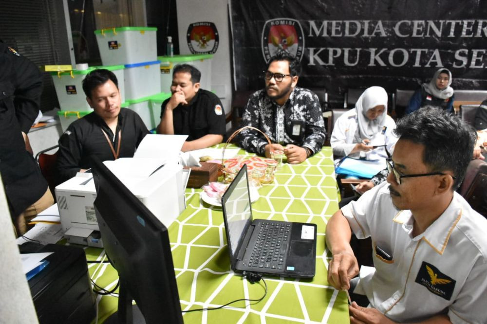 18 Parpol Daftar Bacaleg di KPU Semarang, Terakhir Partai Buruh