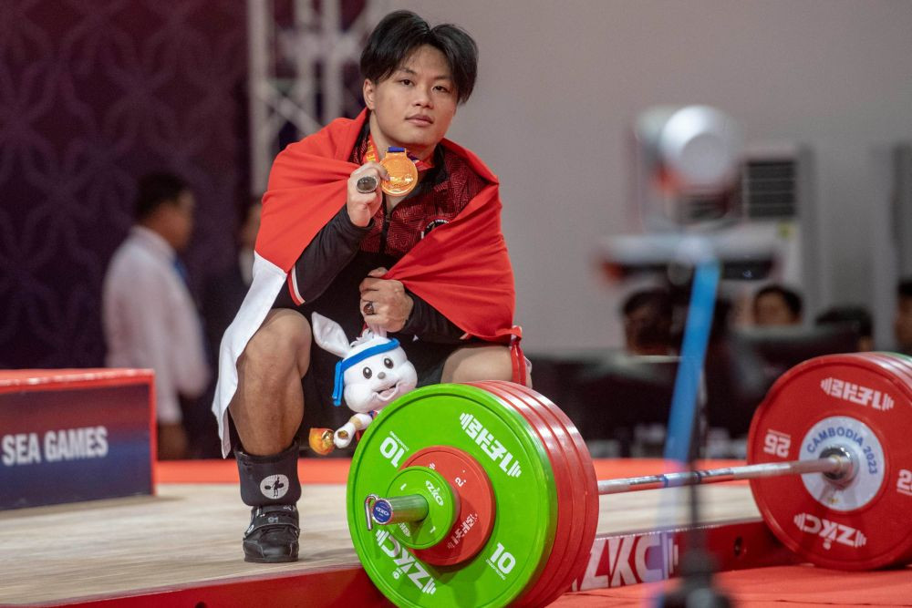 Momen Rahmat Erwin Lifter Andalan Sulsel Sabet Medali Emas Asian Games