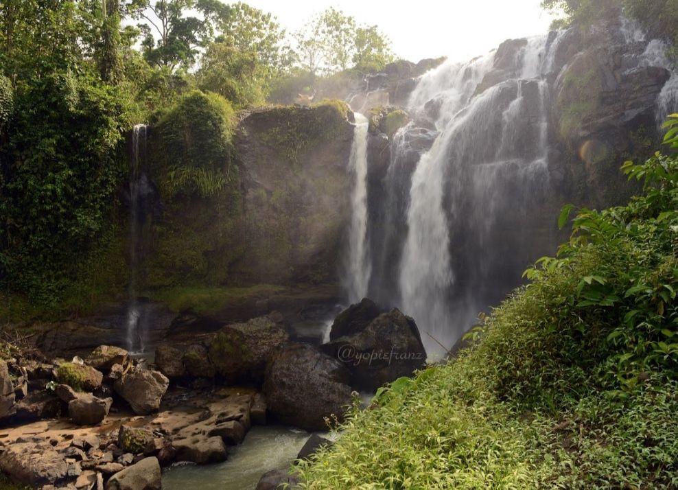 Rekomendasi Wisata Air Terjun di Lampung, Dijamin