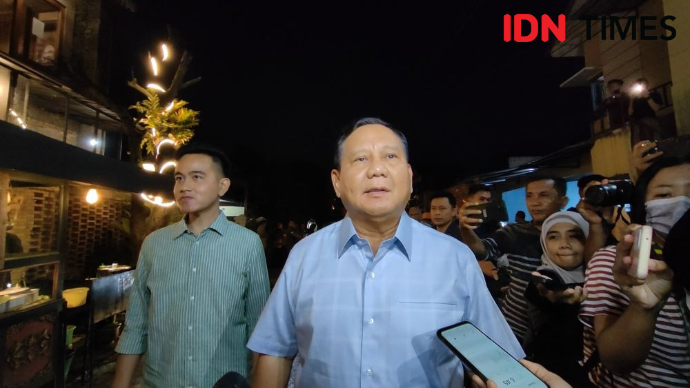 Ketemu Gibran dan Relawan Jokowi di Solo, Prabowo: Ini Permintaan Saya