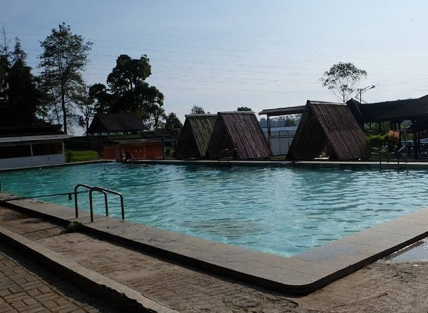 Rekomendasi 7 Tempat Berendam Air Panas di Bandung, Pas bagi Keluarga