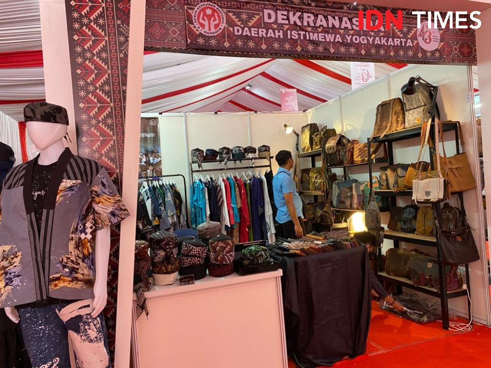 Dompet Kulit UMKM Yogyakarta Laris Manis di Medan