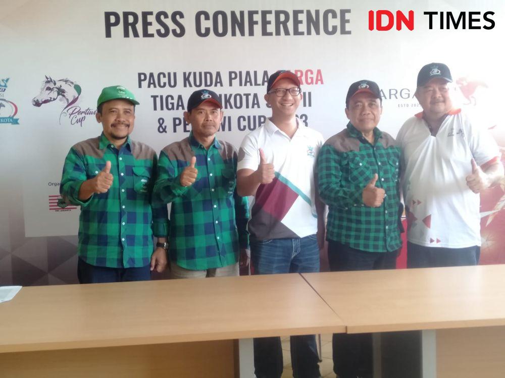 Ribuan Penonton Padati Pacuan Kuda Piala Tiga Mahkota Seri 2 Bantul 