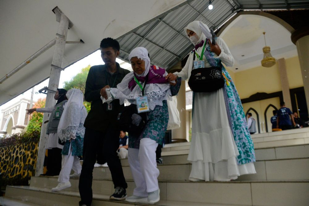 Mulai Kloter 21, Jemaah Haji Embarkasi Makassar Terbang Pakai Ihram