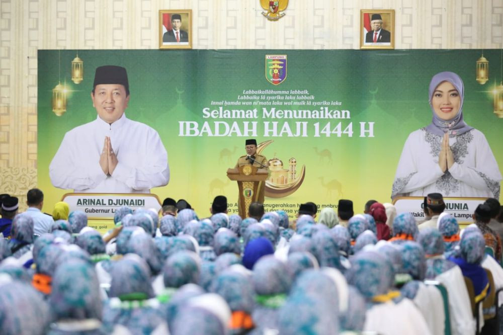 7.050 Calhaj Lampung Berangkat ke Tanah Suci, Termuda Usia 18 Tahun