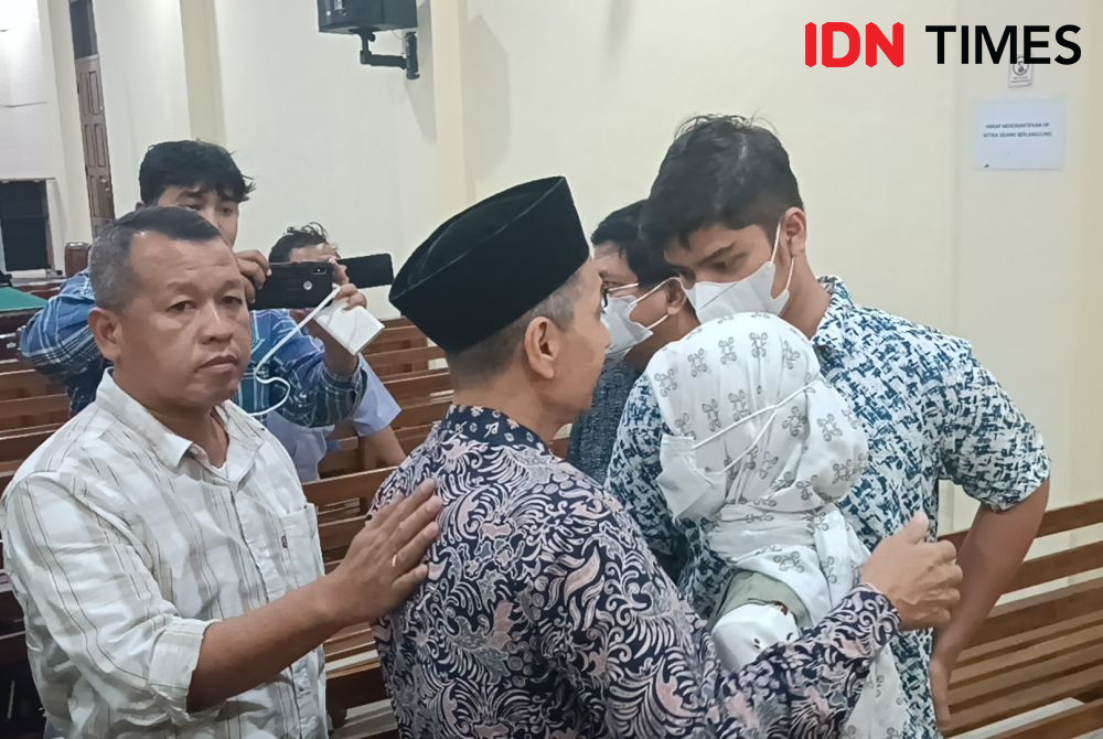 5 Hal Memberatkan Vonis Pidana 10 Tahun Penjara Suap Eks Rektor Unila