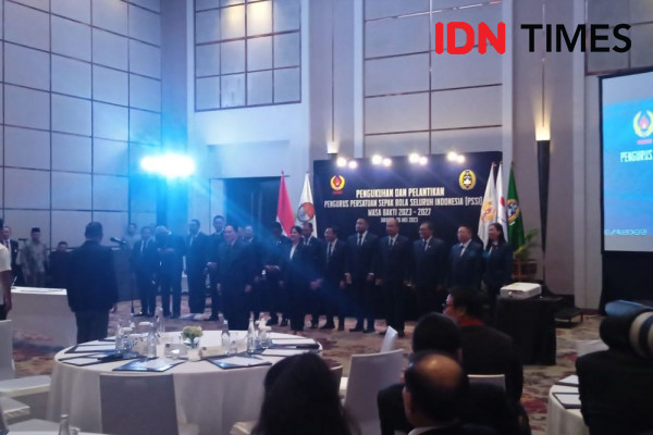 KONI Lantik Pengurus PSSI Periode 2023-2027, Yunus Nusi Masih Sekjen