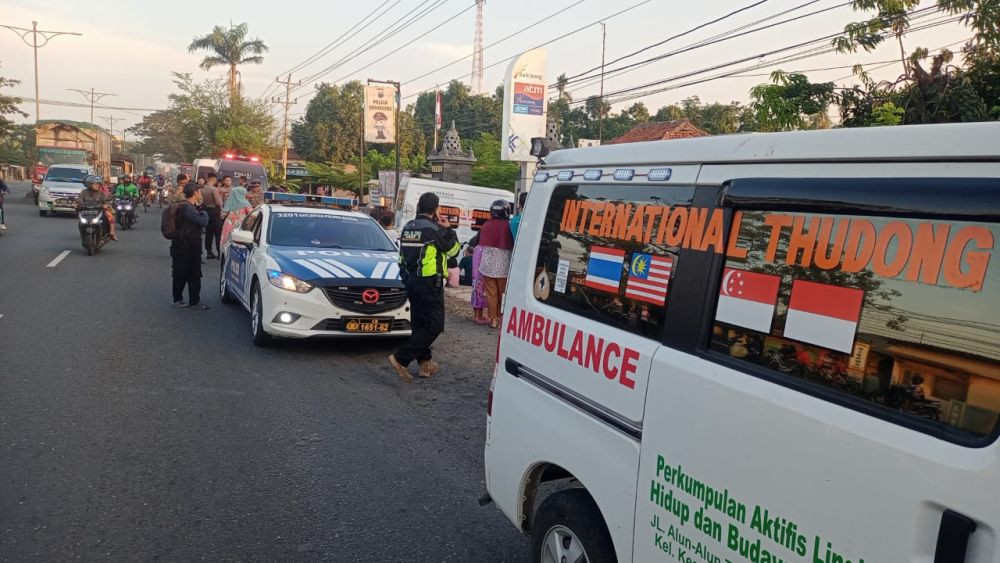 Jumlah Biksu Thudong Bertambah Jadi 35 Orang, Siang Ini Mampir Semarang