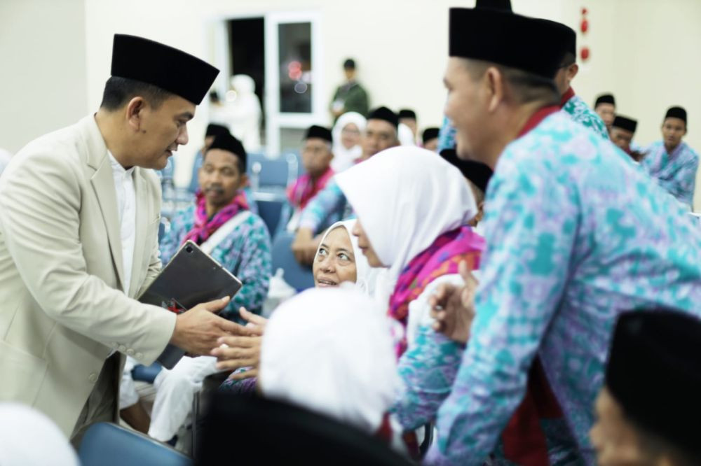 Perdana! Calon Haji Embarkasi Indramayu Diterbangkan Lewat BIJB