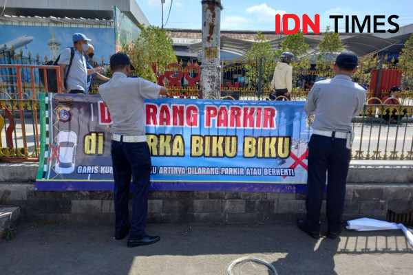 Pemkot Yogyakarta Tertibkan Parkir Liar di Jalan Pasar Kembang
