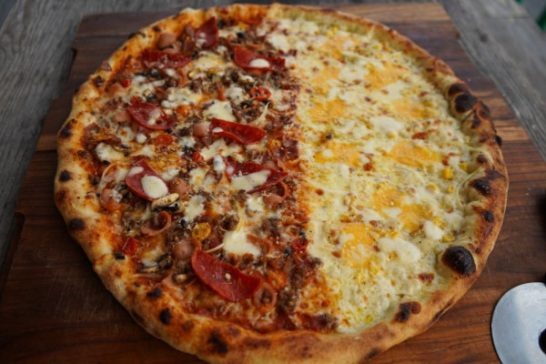 Ada Lomba Pizza Raksasa di Indonesia, Siapa Berani Ikutan?