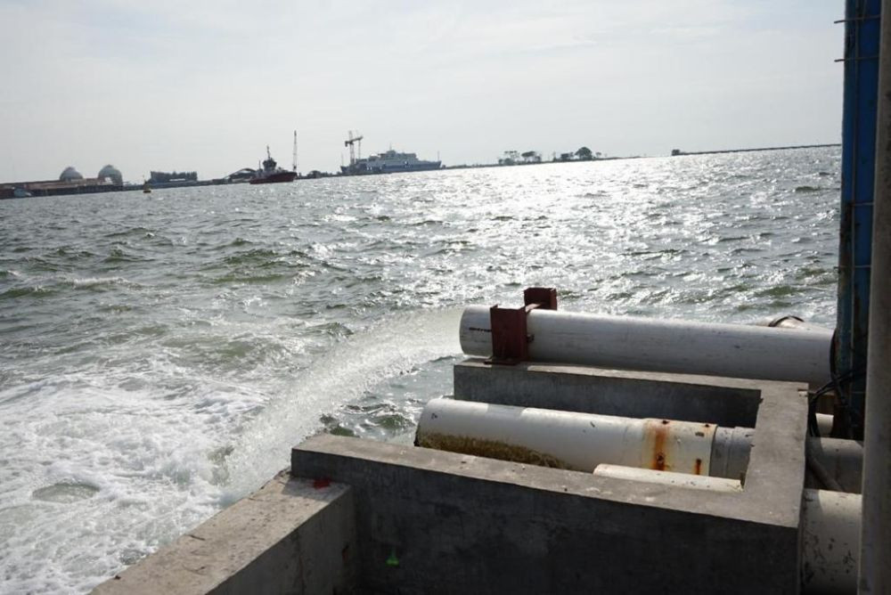 Waspadai Perigee, Begini Cara Kerja Puluhan Pompa di Pelabuhan Tanjung Emas