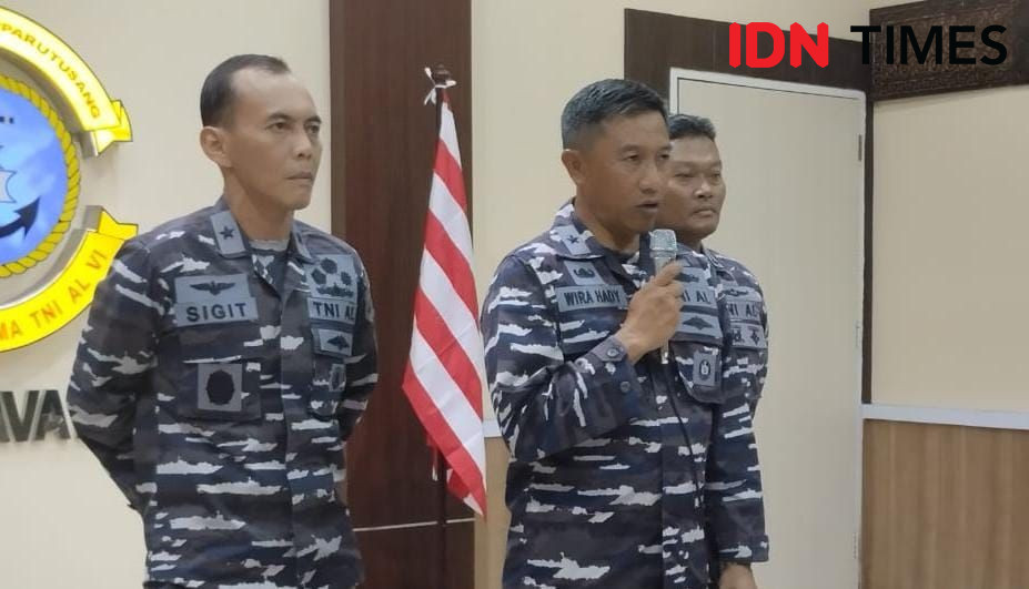 TNI AL: 119 Orang Selamat saat KRI Teluk Hading Terbakar
