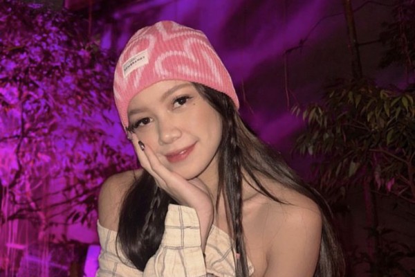 Profil-Biodata Regina Phoenix, Member Girlband Diduga Pacar Baru Okin!