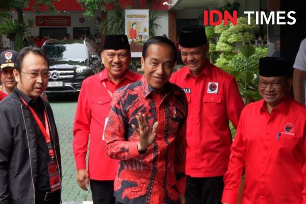 Jokowi Dorong PDIP Buat Desain Indonesia Jadi Negara Maju